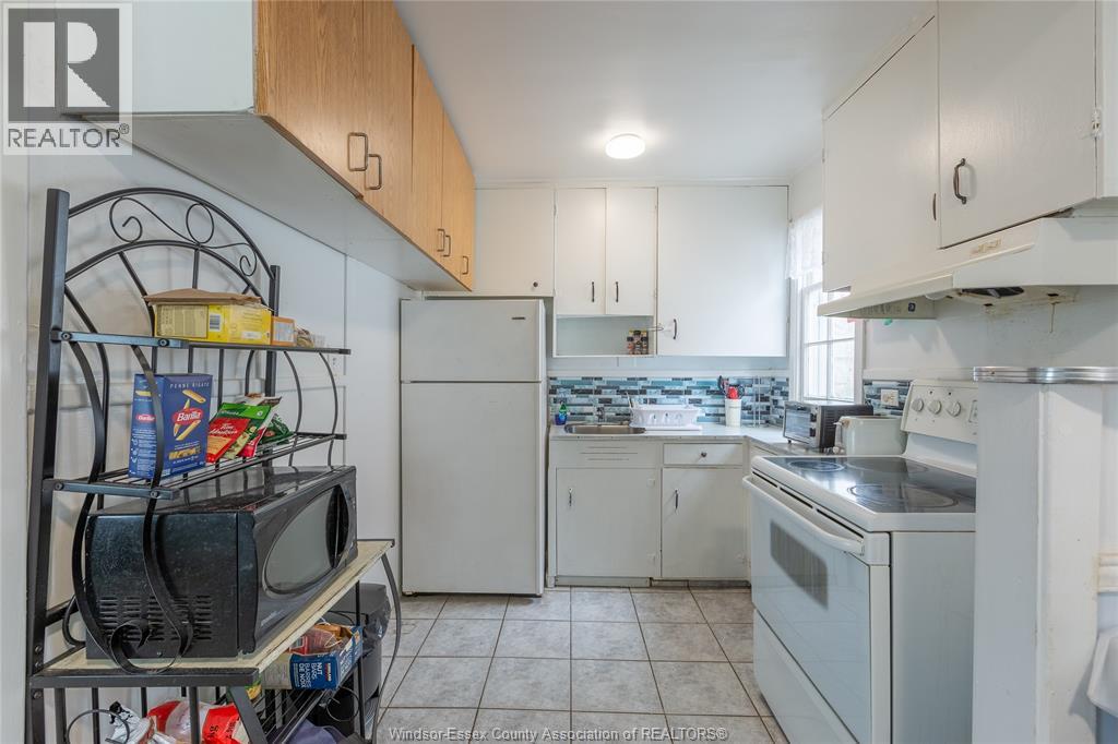 1015 Partington Avenue, Windsor, Ontario  N9B 2P1 - Photo 12 - 26015546