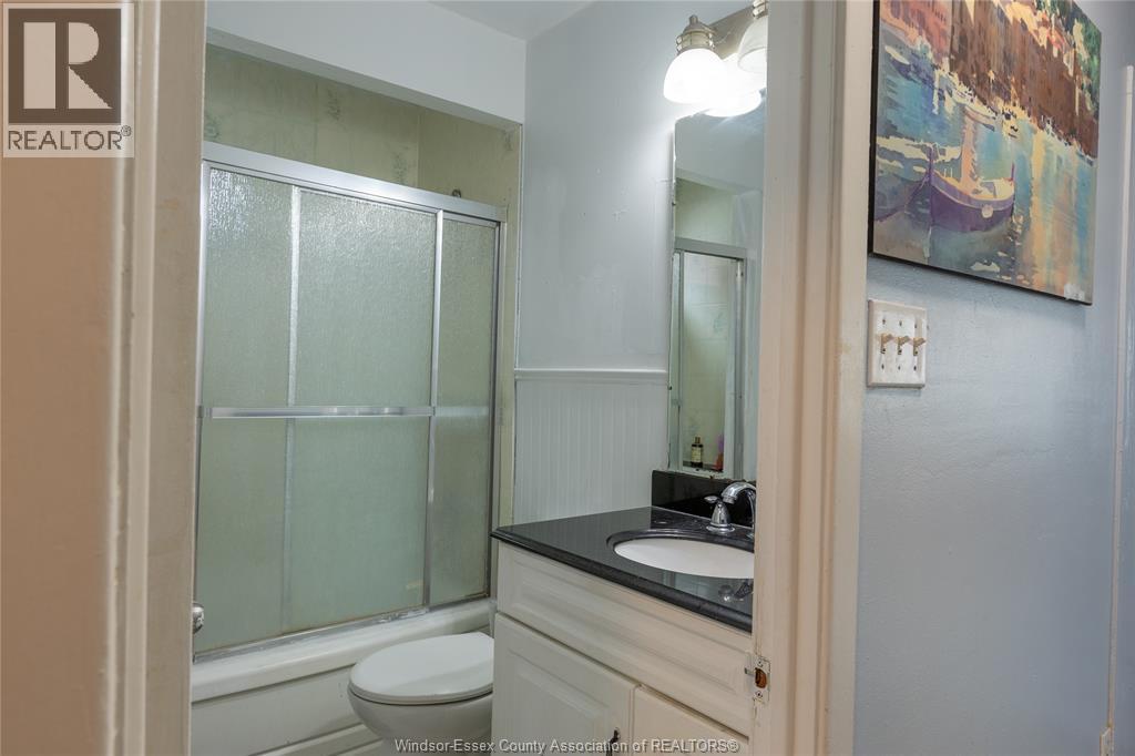 1015 Partington Avenue, Windsor, Ontario  N9B 2P1 - Photo 17 - 26015546