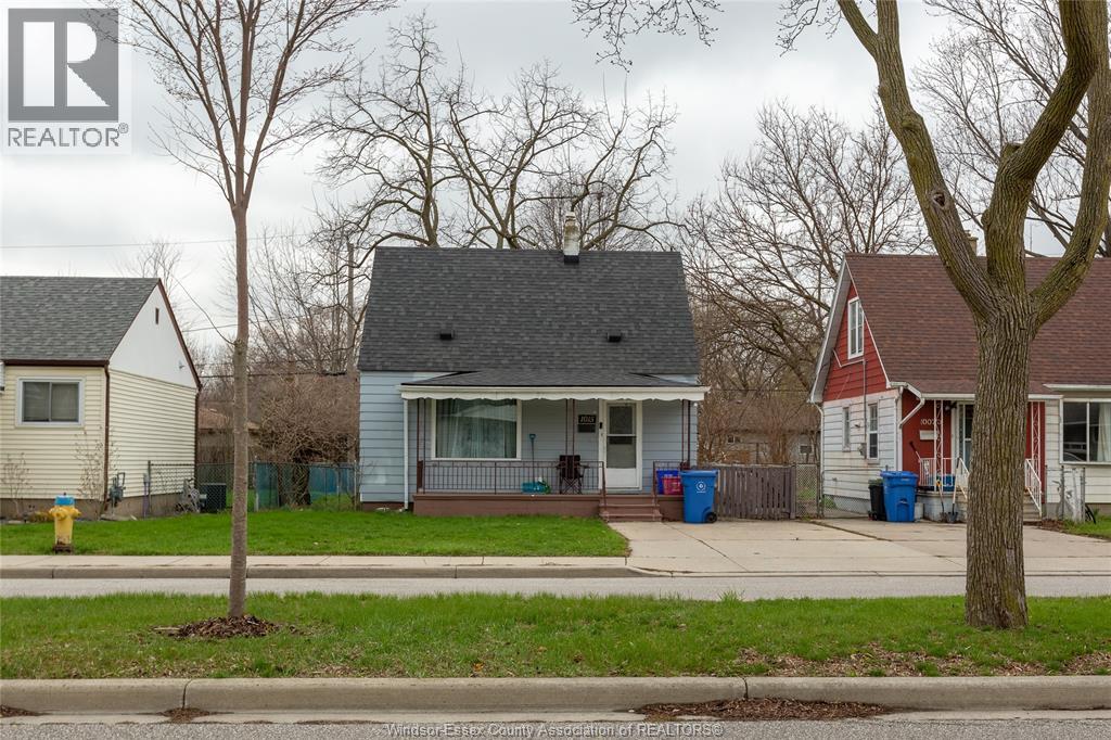 1015 Partington Avenue, Windsor, Ontario  N9B 2P1 - Photo 2 - 26015546