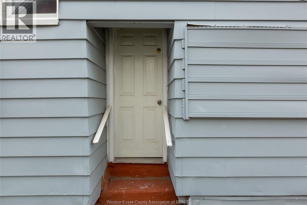 1015 Partington Avenue, Windsor, Ontario  N9B 2P1 - Photo 7 - 26015546