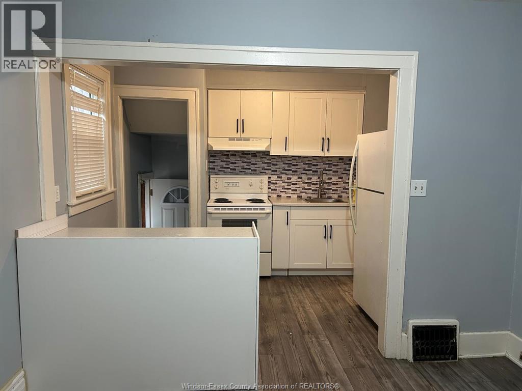 770 Randolph, Windsor, Ontario  N9B 2T8 - Photo 5 - 26015452