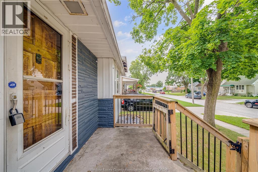 1960 Francois Road, Windsor, Ontario  N8W 4S8 - Photo 3 - 26015139