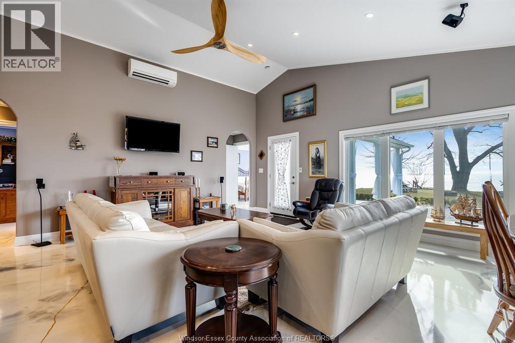952 Hiawatha Beach, Wheatley, Ontario  N0P 2P0 - Photo 11 - 26015579