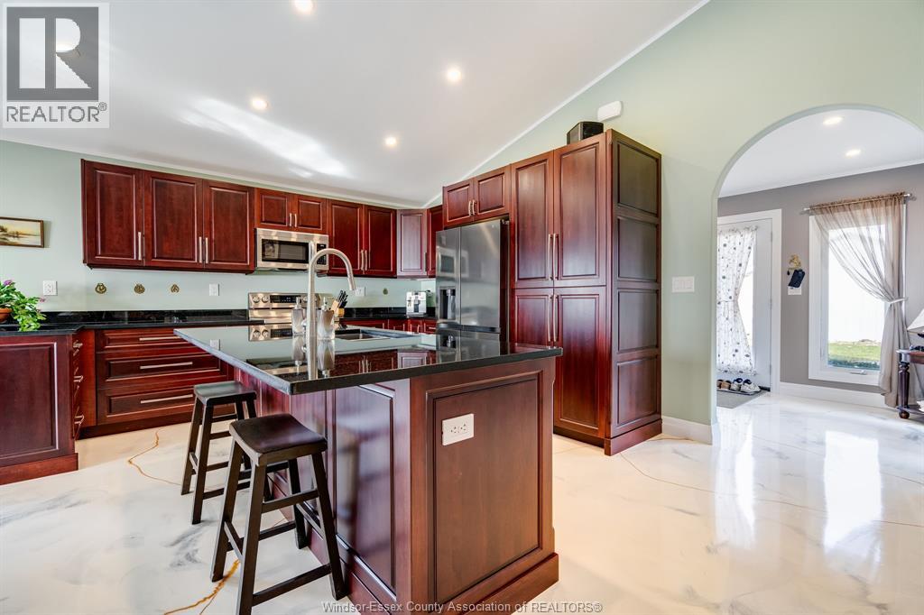 952 Hiawatha Beach, Wheatley, Ontario  N0P 2P0 - Photo 6 - 26015579