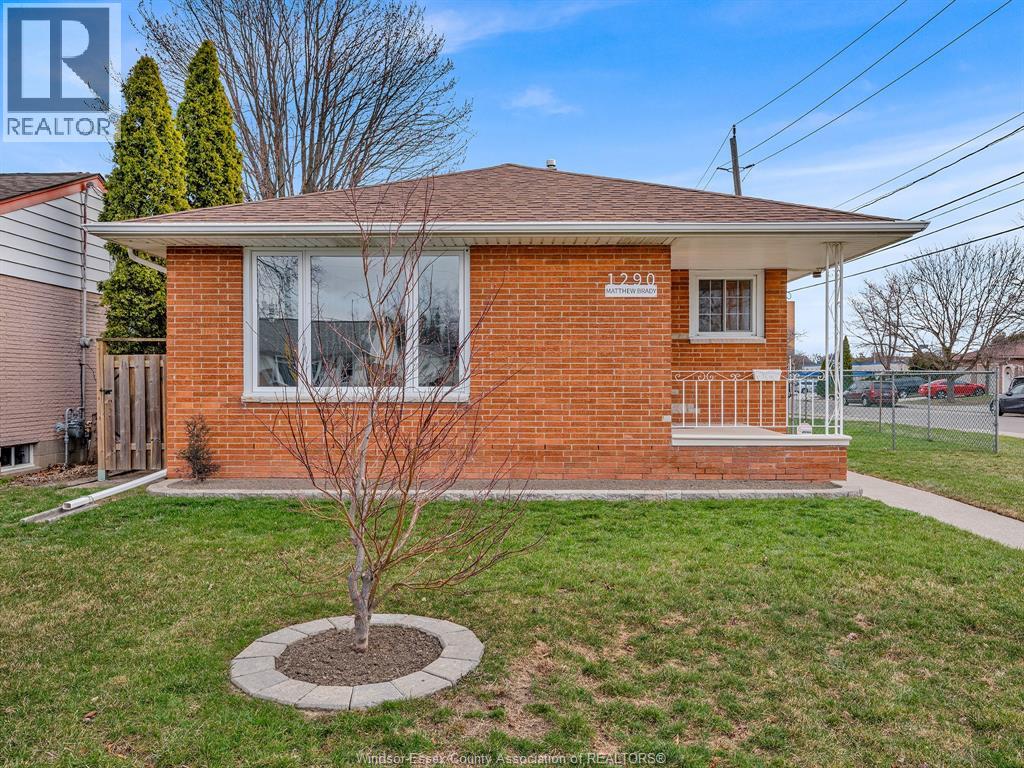 1290 Matthew Brady Boulevard, Windsor, Ontario  N8S 3K4 - Photo 1 - 26015575