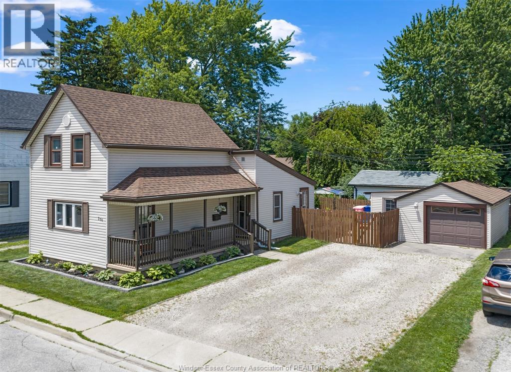 200 Gore Street, Amherstburg, Ontario  N9V 1L4 - Photo 1 - 26015574