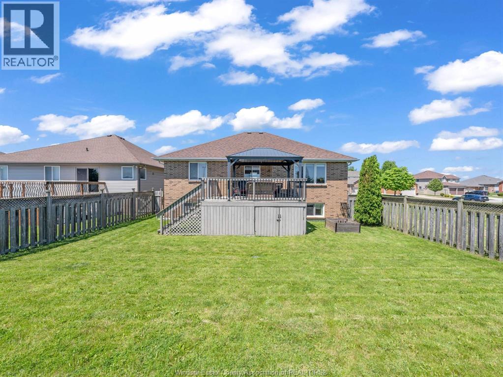 1541 Heatherglen Drive, Tecumseh, Ontario  N8N 5B3 - Photo 47 - 26015583