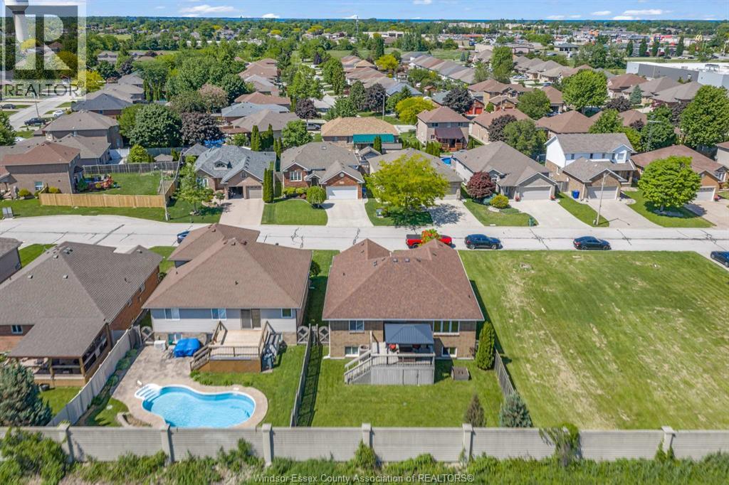1541 Heatherglen Drive, Tecumseh, Ontario  N8N 5B3 - Photo 49 - 26015583