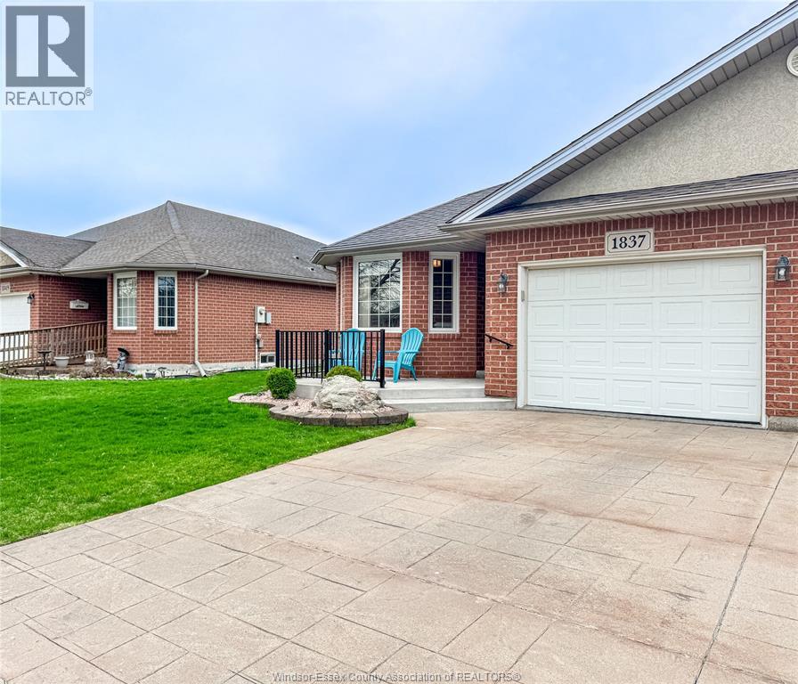 1837 Questa Drive, Windsor, Ontario  N8P 1M5 - Photo 2 - 26015504