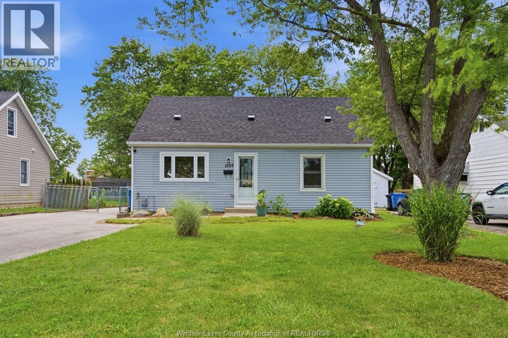 1305 Shawnee Road, Tecumseh, Ontario  N8N 1R8 - Photo 2 - 26015594