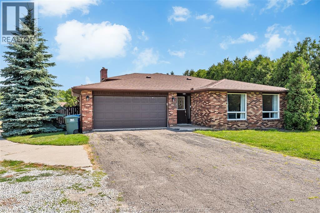 1114 County Rd 22, Lakeshore, Ontario  N0R 1A0 - Photo 1 - 26015522