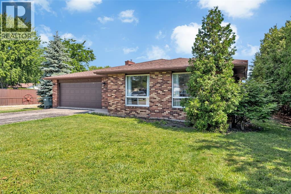 1114 County Rd 22, Lakeshore, Ontario  N0R 1A0 - Photo 2 - 26015522