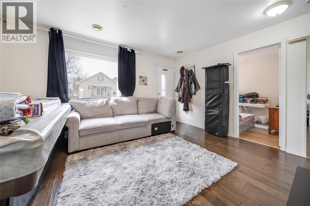 744 Mcdougall Street, Windsor, Ontario  N9A 1L8 - Photo 5 - 26015611