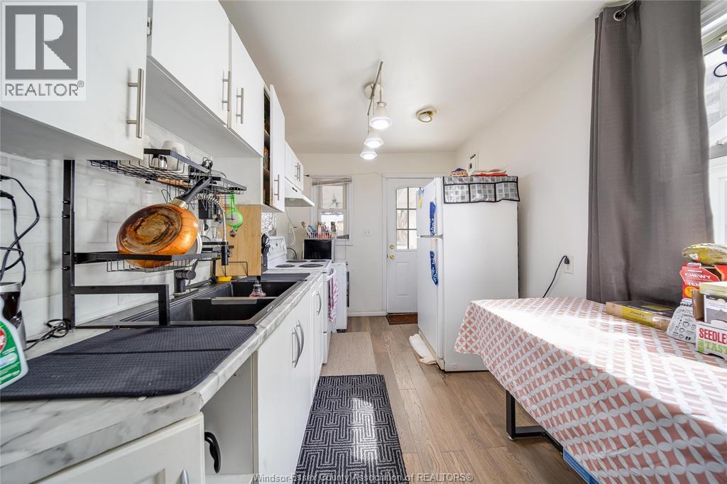 744 Mcdougall Street, Windsor, Ontario  N9A 1L8 - Photo 7 - 26015611