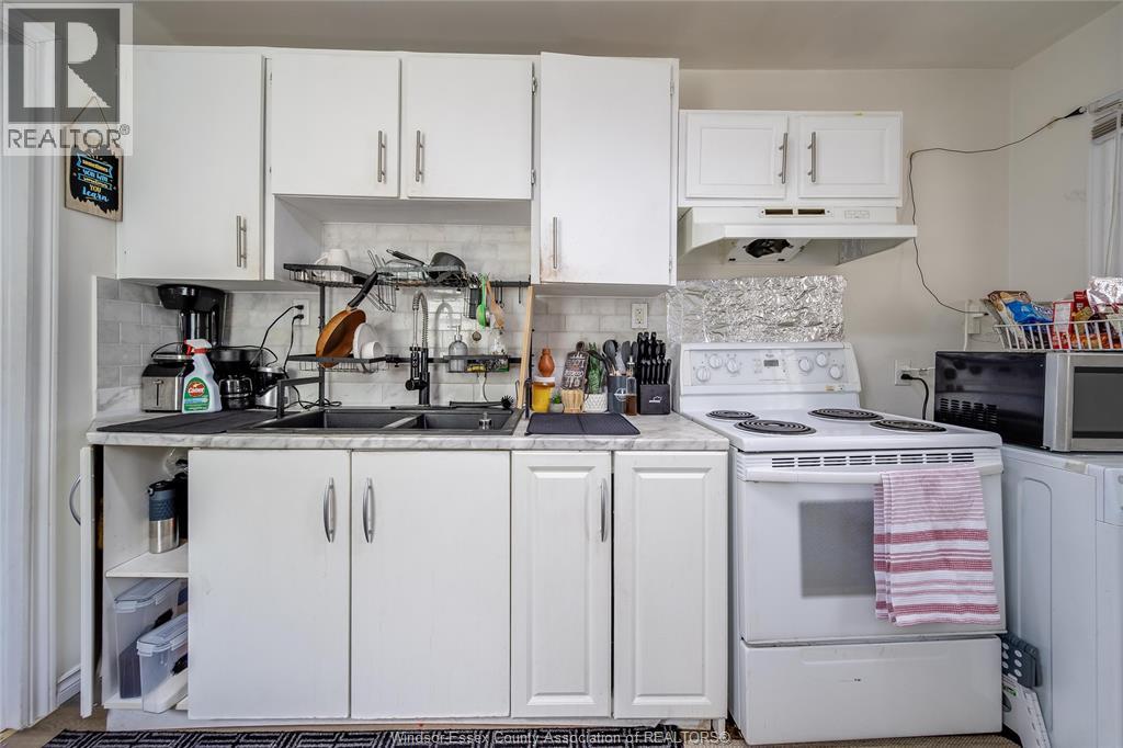 744 Mcdougall Street, Windsor, Ontario  N9A 1L8 - Photo 8 - 26015611