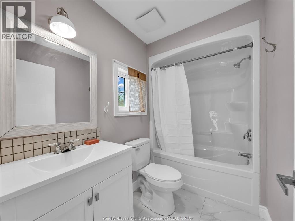 776 University Ave E, Windsor, Ontario  N9A 2Z7 - Photo 8 - 26015604