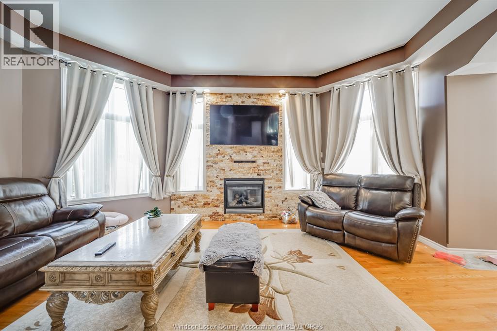 500 Clydesdale, Lakeshore, Ontario  N0R 1A0 - Photo 8 - 26015584