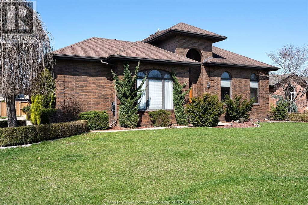 172 Pointe West Drive, Amherstburg, Ontario  N9V 3R6 - Photo 4 - 26015609