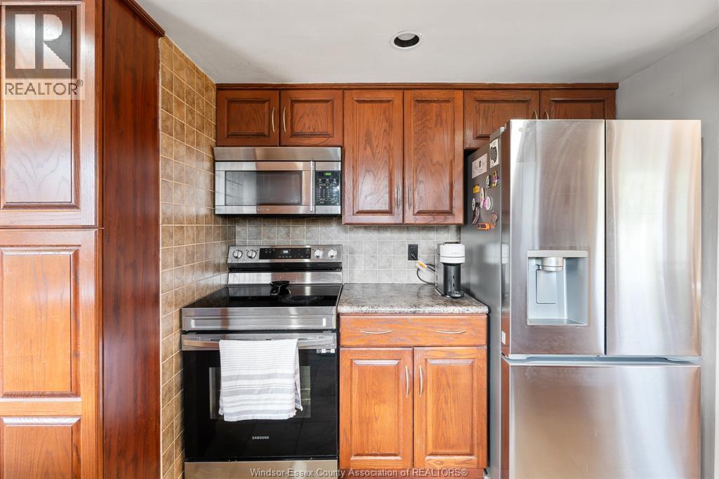 2870 Glenwood Avenue, Windsor, Ontario  N9E 2X8 - Photo 15 - 26015623