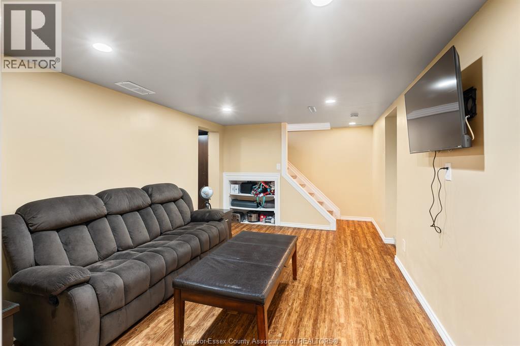 2870 Glenwood Avenue, Windsor, Ontario  N9E 2X8 - Photo 33 - 26015623