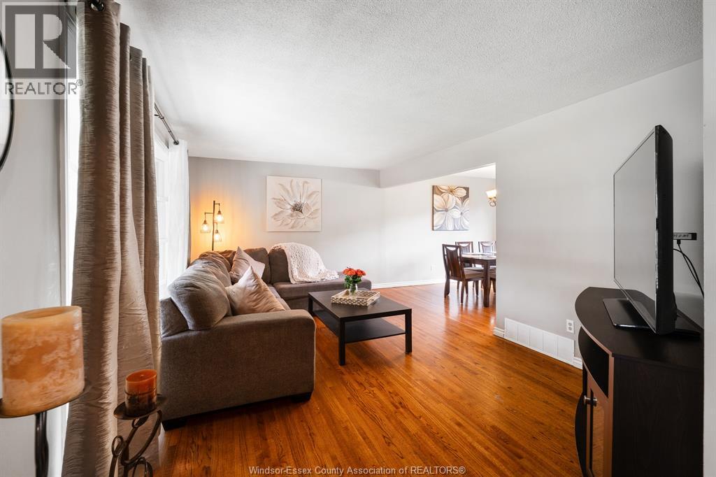 2870 Glenwood Avenue, Windsor, Ontario  N9E 2X8 - Photo 6 - 26015623