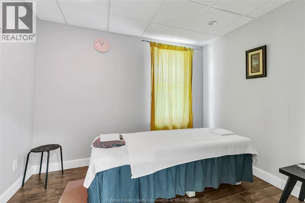 31-33 Giles East, Windsor, Ontario  N9A 4B6 - Photo 8 - 26015640