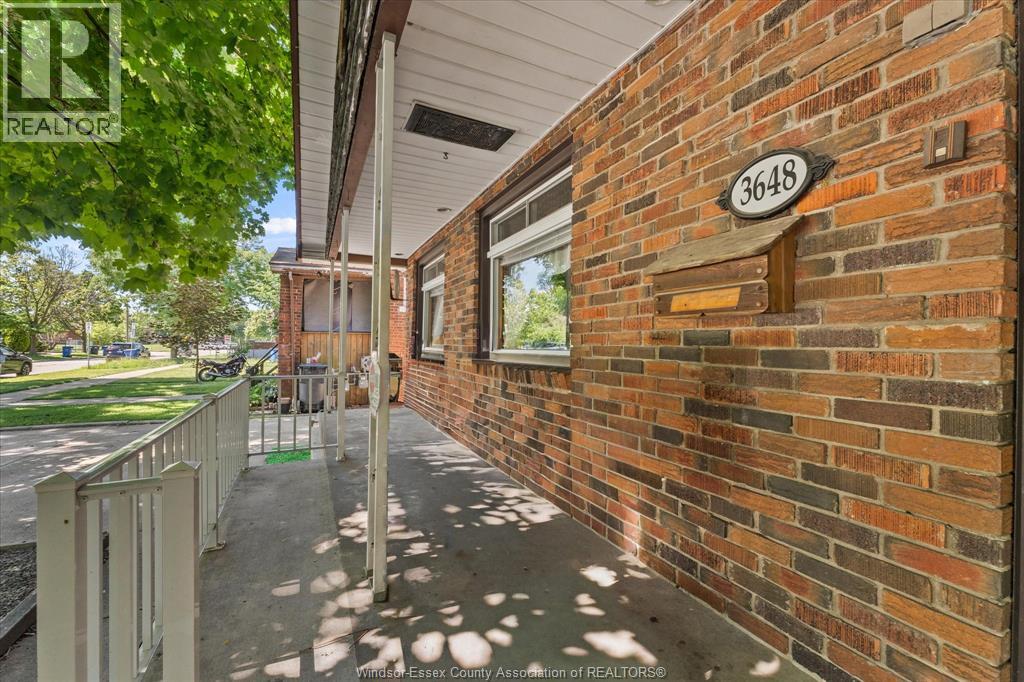 3648 King, Windsor, Ontario  N9C 1P5 - Photo 5 - 26015638