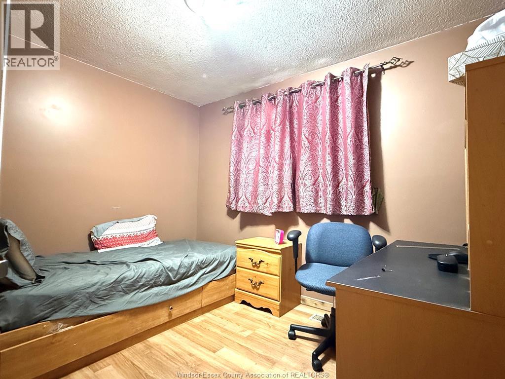 1566 Curry Avenue, Windsor, Ontario  N9B 3P1 - Photo 11 - 26015620