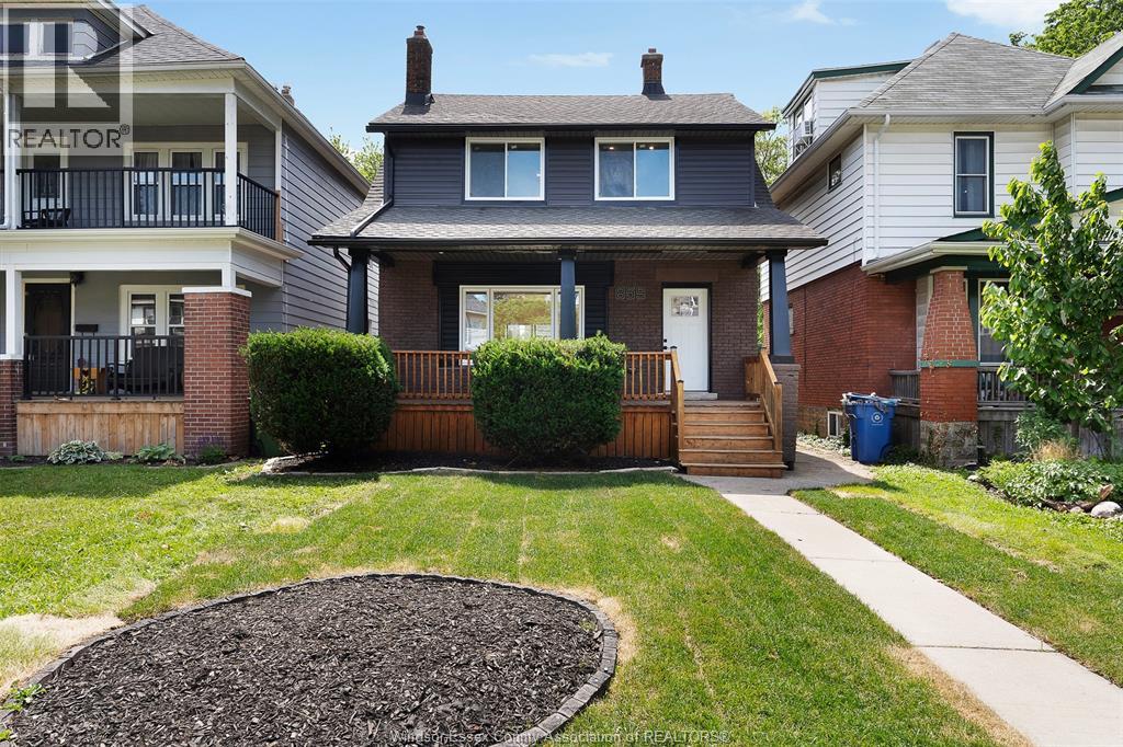 859 Moy Avenue, Windsor, Ontario  N9A 2N7 - Photo 1 - 26015598