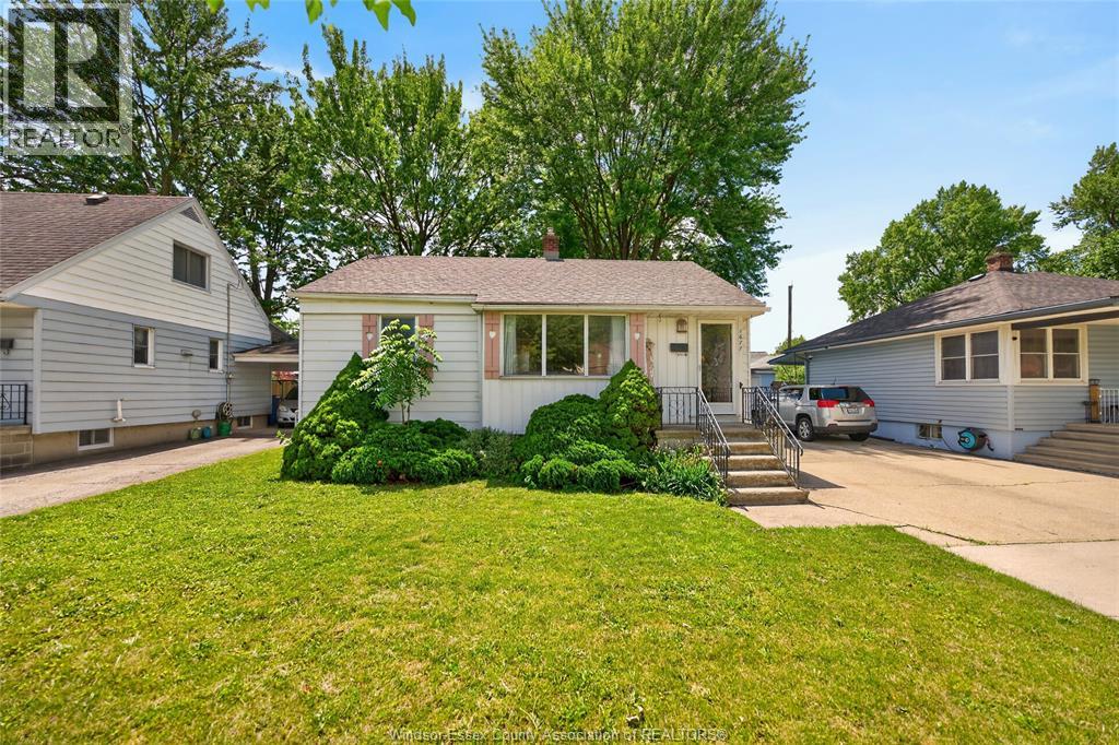 1677 Norman Rd, Windsor, Ontario  N8Y 4N6 - Photo 1 - 26015570