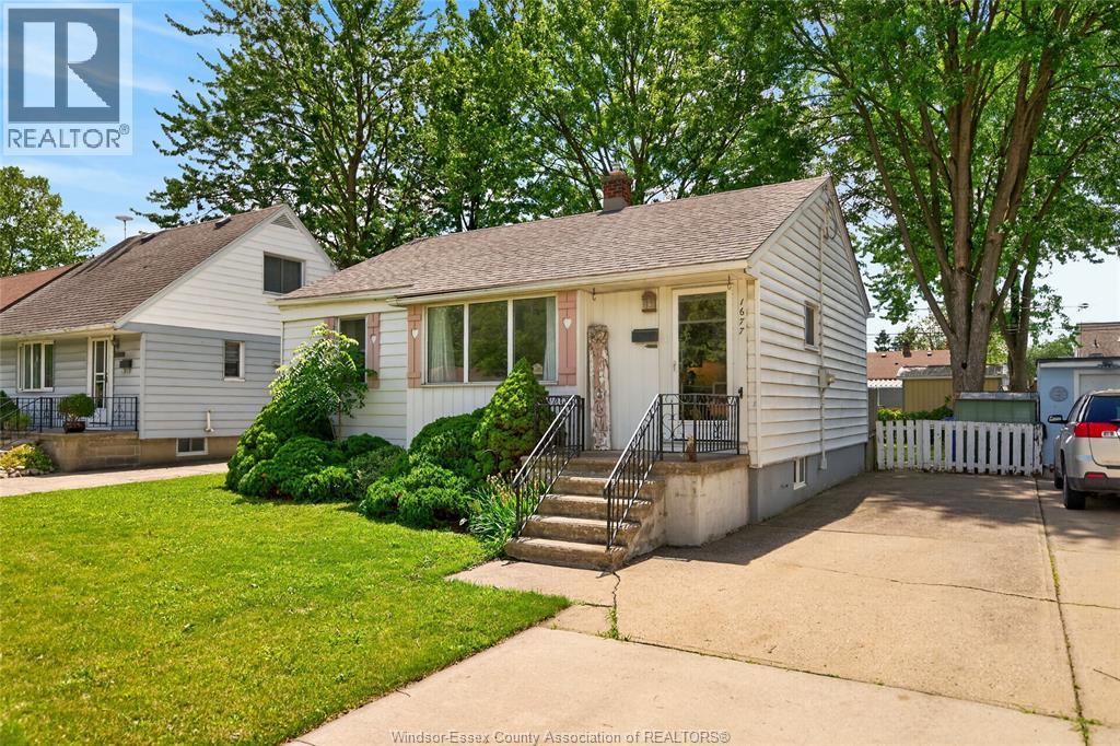 1677 Norman Rd, Windsor, Ontario  N8Y 4N6 - Photo 3 - 26015570