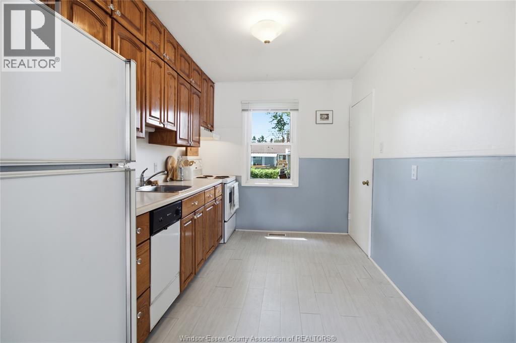 1677 Norman Rd, Windsor, Ontario  N8Y 4N6 - Photo 9 - 26015570
