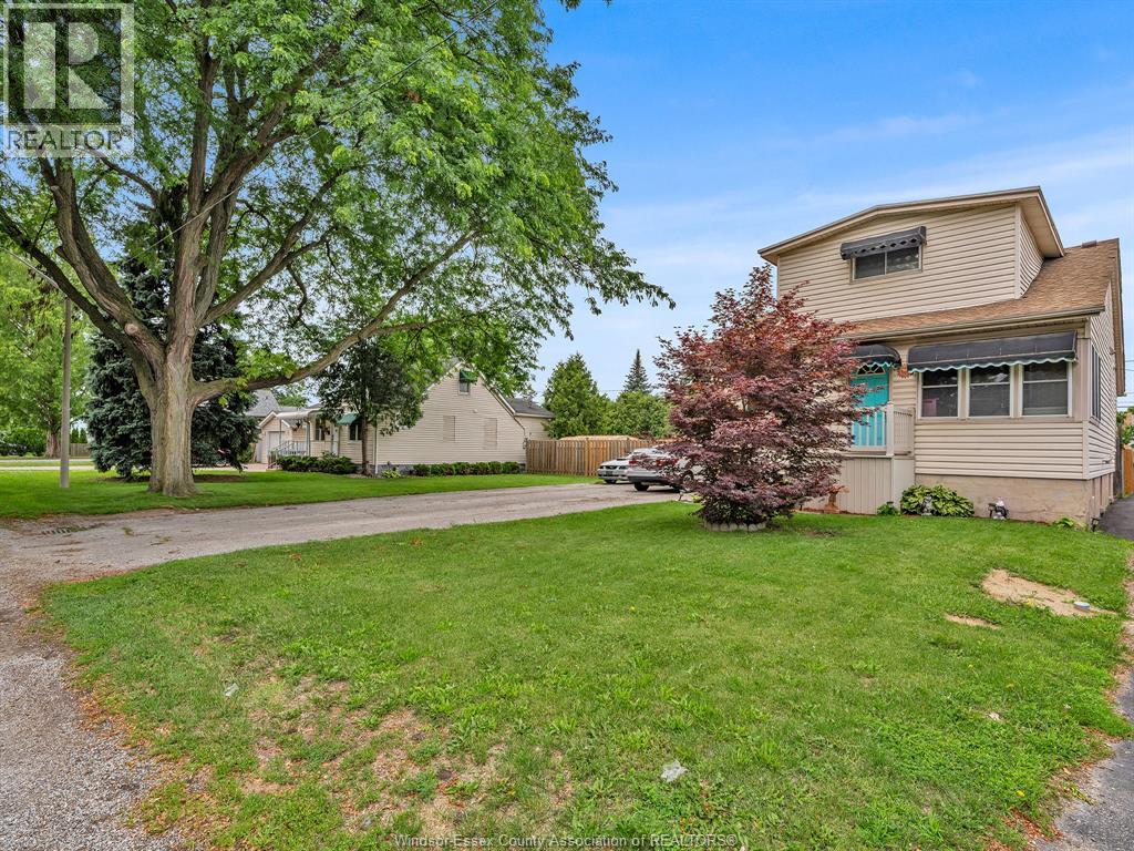 636 Stanley, Windsor, Ontario  N8X 3B2 - Photo 3 - 26015663