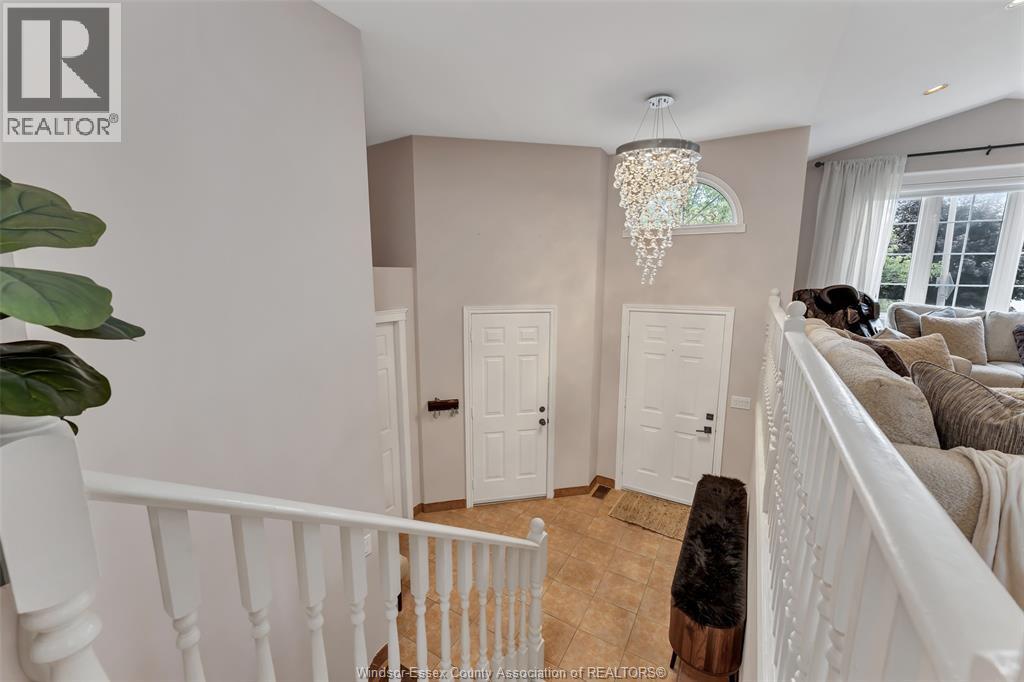 4238 Sharon, Windsor, Ontario  N9G 2X9 - Photo 10 - 26015671