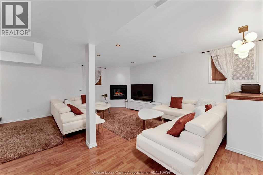 4238 Sharon, Windsor, Ontario  N9G 2X9 - Photo 27 - 26015671