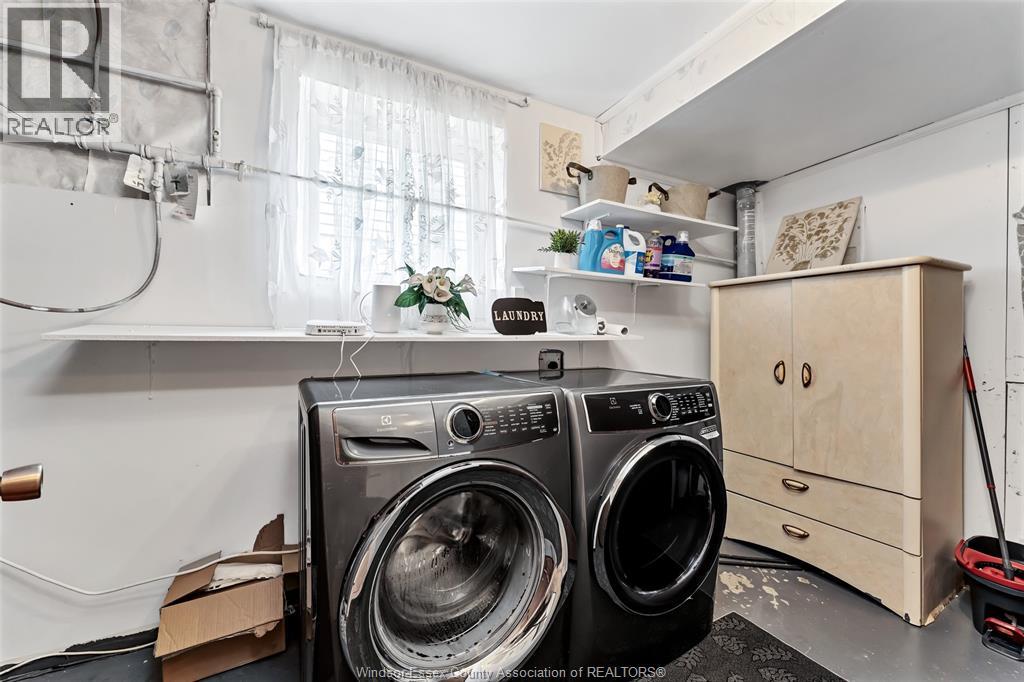 4238 Sharon, Windsor, Ontario  N9G 2X9 - Photo 33 - 26015671