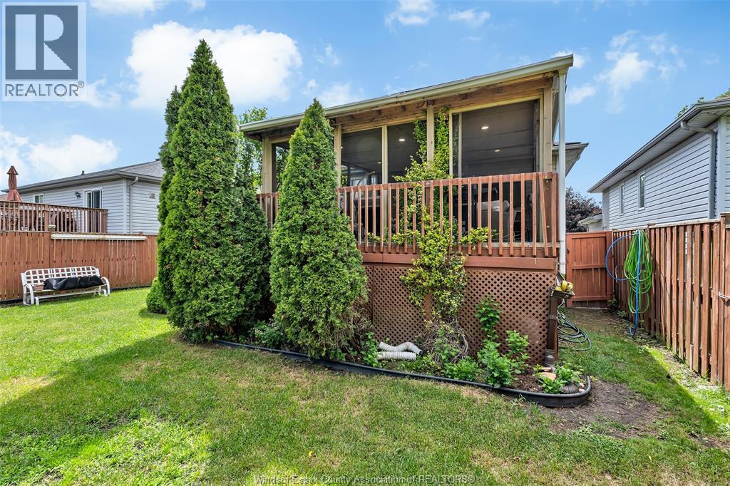 4238 Sharon, Windsor, Ontario  N9G 2X9 - Photo 8 - 26015671