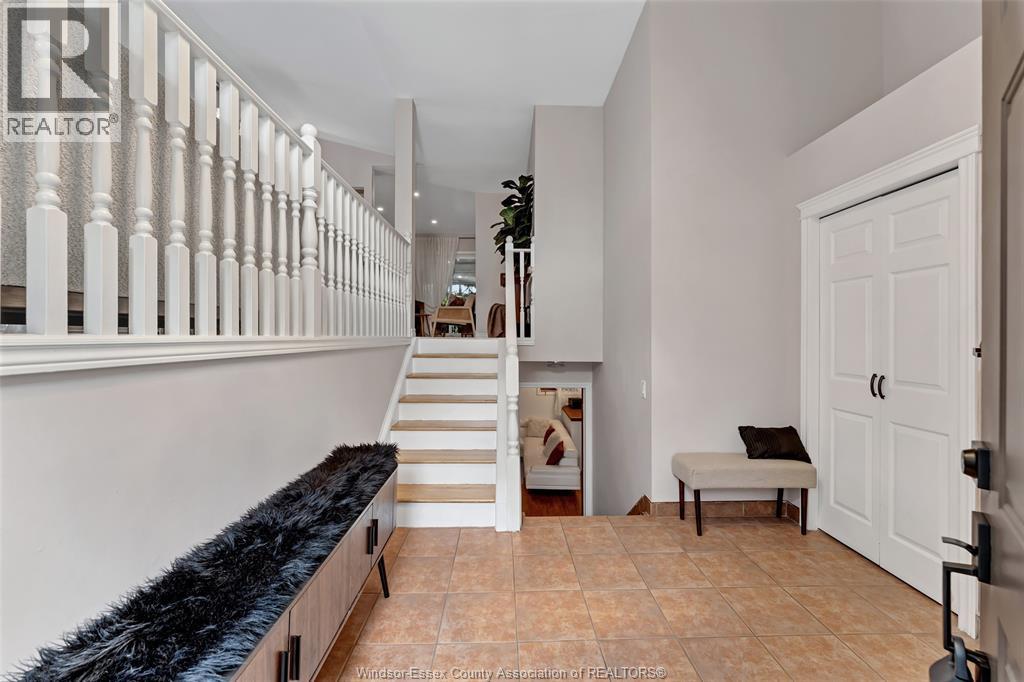 4238 Sharon, Windsor, Ontario  N9G 2X9 - Photo 9 - 26015671