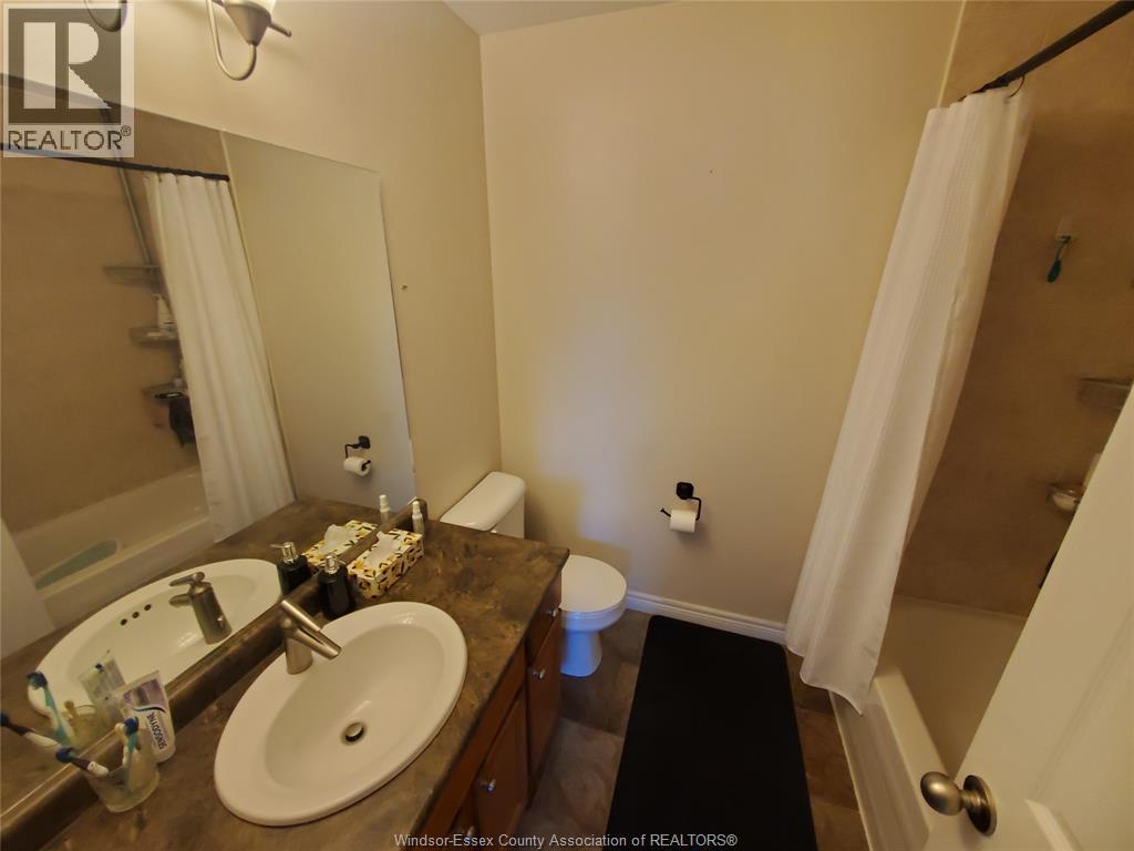1710 Northway, Windsor, Ontario  N9B 1X9 - Photo 10 - 26015668