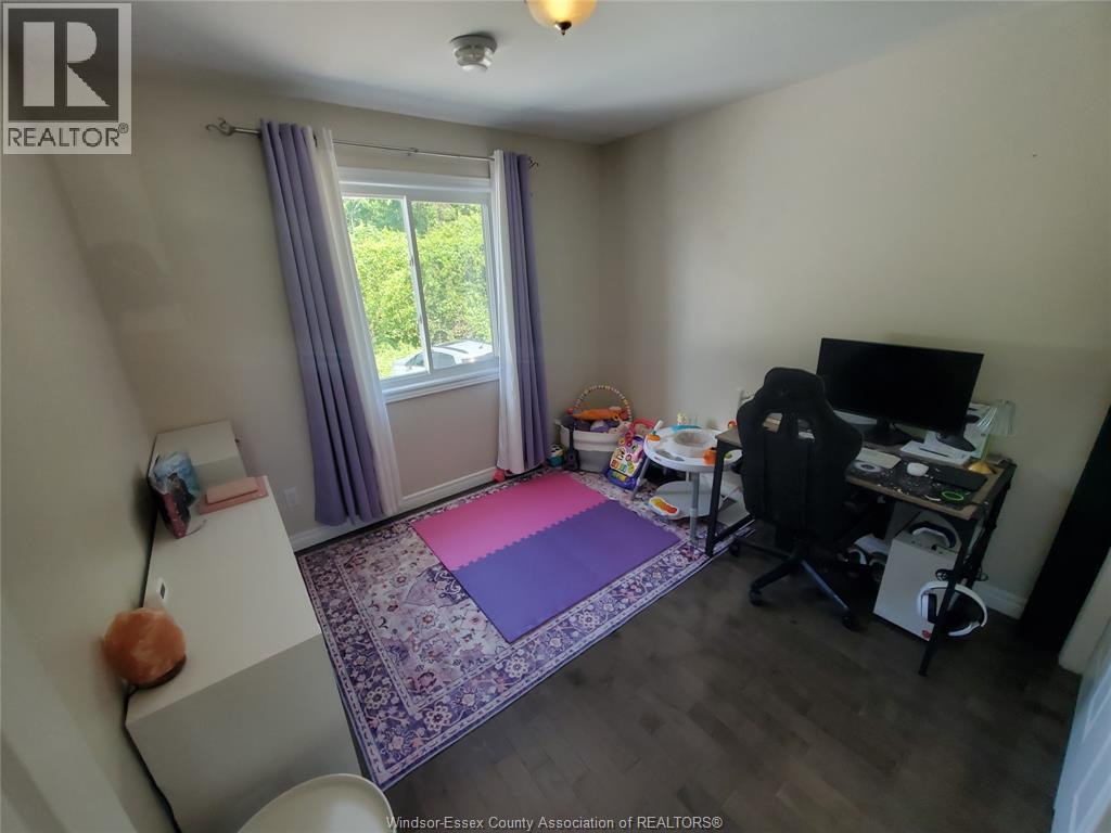 1710 Northway, Windsor, Ontario  N9B 1X9 - Photo 13 - 26015668