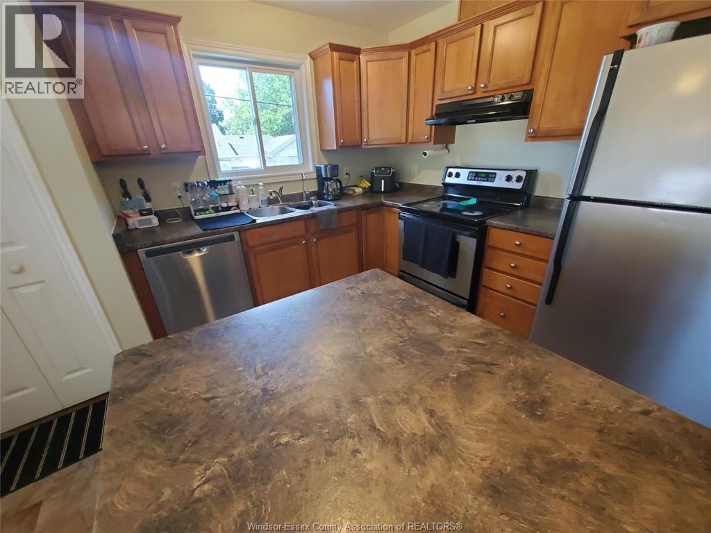 1710 Northway, Windsor, Ontario  N9B 1X9 - Photo 5 - 26015668