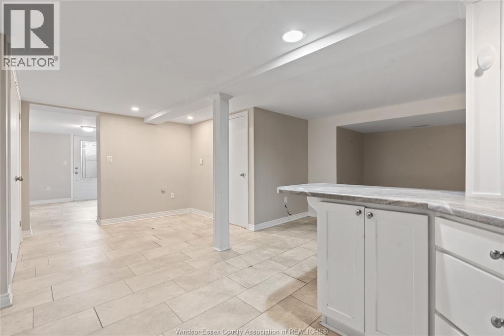 282 Rossini Unit# Lower, Windsor, Ontario  N8N 2Z1 - Photo 12 - 26015681