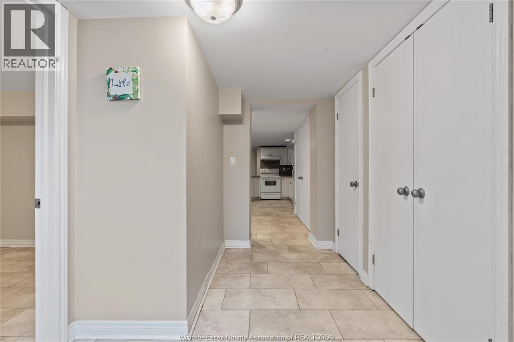 282 Rossini Unit# Lower, Windsor, Ontario  N8N 2Z1 - Photo 4 - 26015681