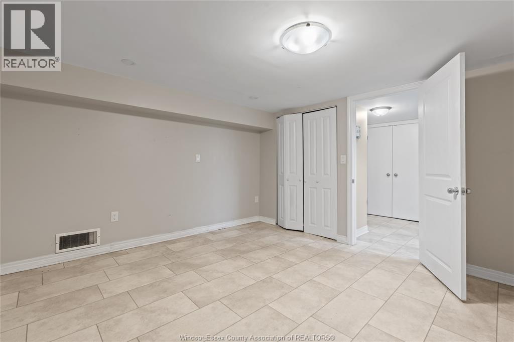 282 Rossini Unit# Lower, Windsor, Ontario  N8N 2Z1 - Photo 6 - 26015681