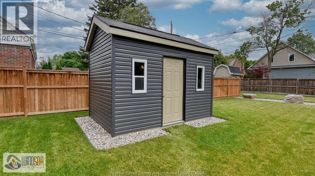 2332 Moy Avenue, Windsor, Ontario  N8W 2M8 - Photo 4 - 26015690