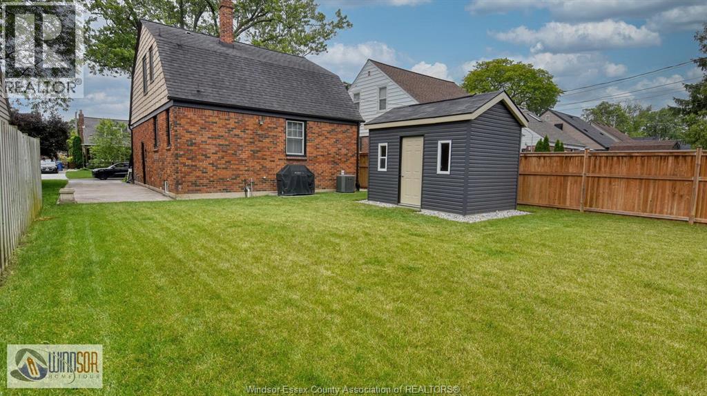 2332 Moy Avenue, Windsor, Ontario  N8W 2M8 - Photo 7 - 26015690