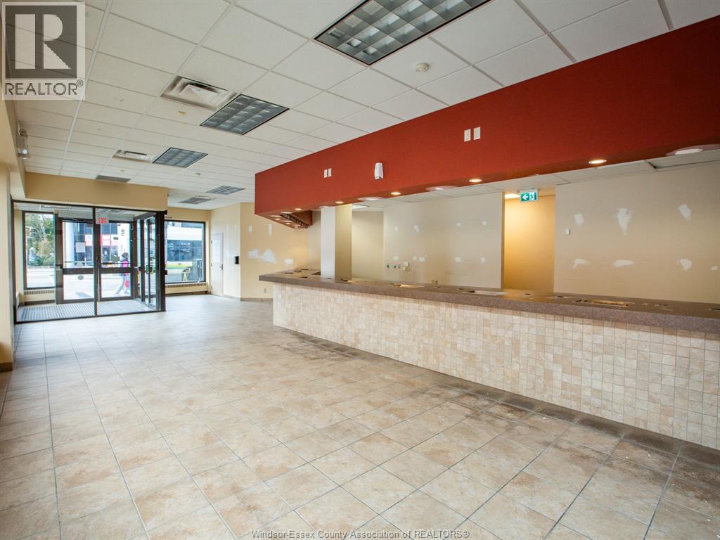 596 Ouellette Avenue, Windsor, Ontario   - Photo 8 - 26015672
