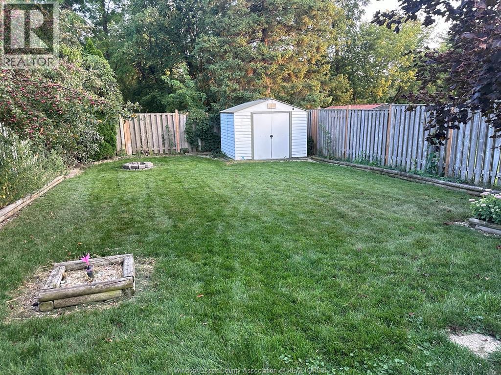 7929 Hawthorne Drive, Windsor, Ontario  N8R 2J9 - Photo 49 - 26015676