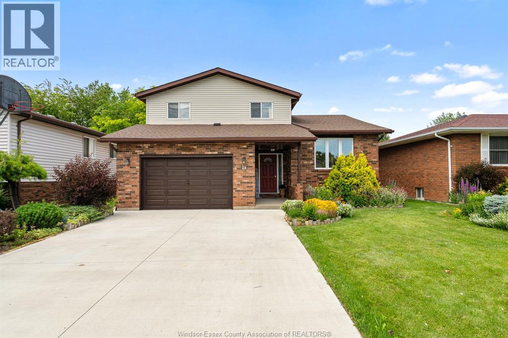 29 Alderton Street, Leamington, Ontario  N8H 4L6 - Photo 1 - 26015461