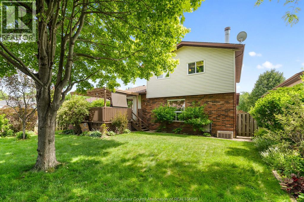 29 Alderton Street, Leamington, Ontario  N8H 4L6 - Photo 3 - 26015461